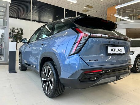 2026 Geely Atlas II, голубой, 3418940 рублей, вид 5