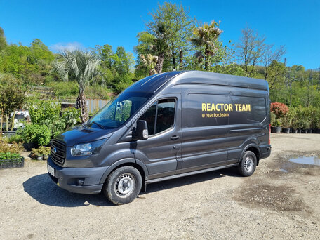 2020 Ford Transit, серый, 4100000 рублей, вид 3