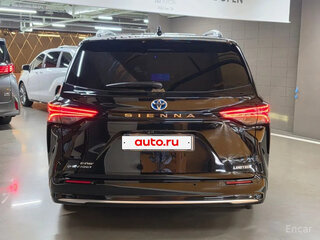 2025 Toyota Sienna IV, чёрный, 9300000 рублей, вид 4