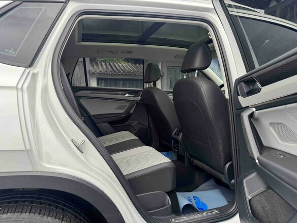 2023 Volkswagen Tayron I Рестайлинг, белый, 2440000 рублей - вид 16