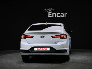 2019 Hyundai Avante VI Рестайлинг, белый, 1350000 рублей, вид 4