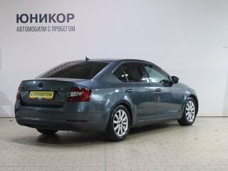 2018 Skoda Octavia III (A7) Рестайлинг, серый, 2179000 рублей, вид 2
