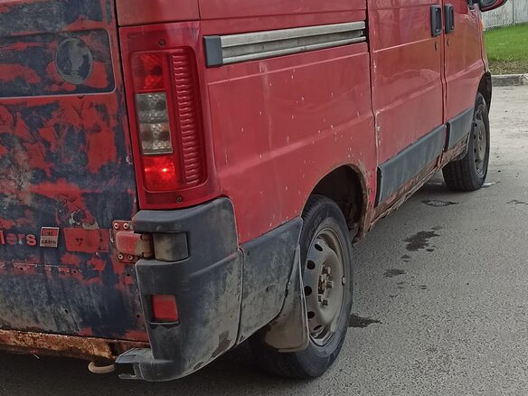 2009 Fiat Professional Ducato, красный, 350000 рублей - вид 2