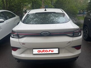 2023 JAC J7 I, белый, 900000 рублей, вид 3