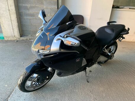 2013 Honda VFR 1200, чёрный, 730000 рублей, вид 1