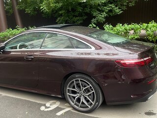 2021 Mercedes-Benz E-Класс 200 V (W213, S213, C238) Рестайлинг, красный, 4700000 рублей, вид 2