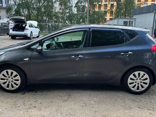 2015 Kia Ceed II Рестайлинг, серый, 890000 рублей, вид 4