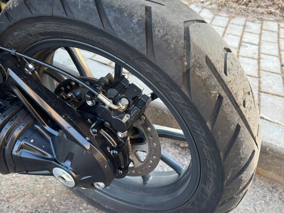 2012 Triumph Tiger 1200, серый, 720000 рублей - вид 12