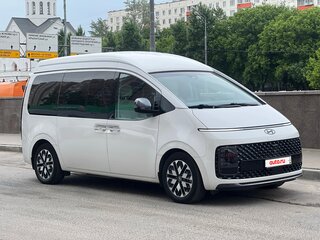 2023 Hyundai Staria I, белый, 7700000 рублей, вид 3