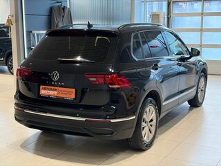 2021 Volkswagen Tiguan II Рестайлинг, чёрный, 2449000 рублей, вид 4