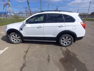 2011 Chevrolet Captiva I, белый, 895000 рублей, вид 3