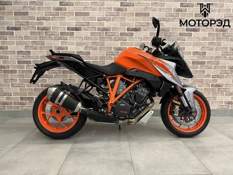 2018 KTM 1290 Super Duke GT, оранжевый, 1114000 рублей, вид 1