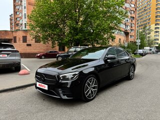 2021 Mercedes-Benz E-Класс 200 V (W213, S213, C238) Рестайлинг, чёрный, 3900000 рублей, вид 4