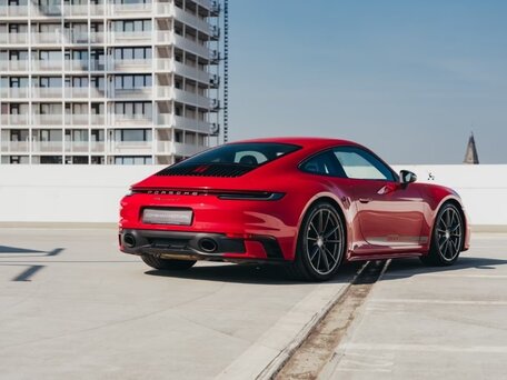 Porsche 911 VIII (992)