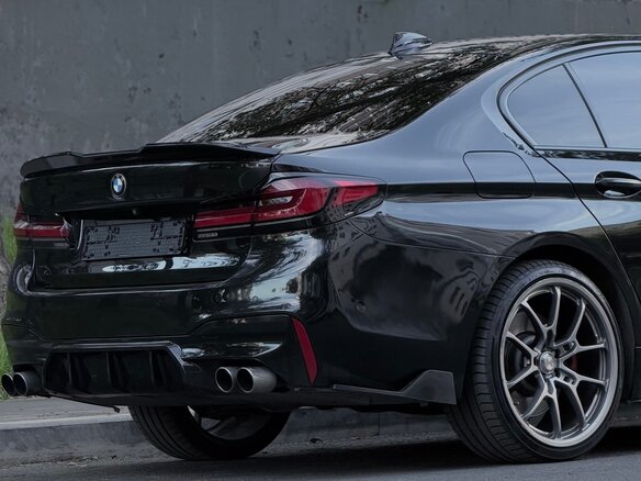 2017 BMW 5 серии 530d xDrive VII (G30/G31/G38), чёрный, 4700000 рублей - вид 10