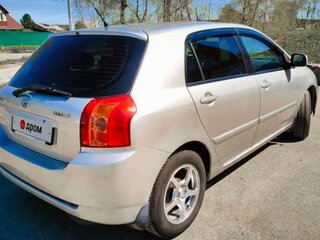 2005 Toyota Corolla IX (E120, E130) Рестайлинг, серебристый, 700000 рублей, вид 3