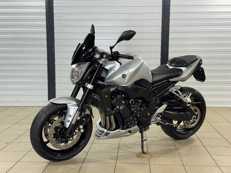 2011 Yamaha FZ1, серебристый, 695000 рублей, вид 1