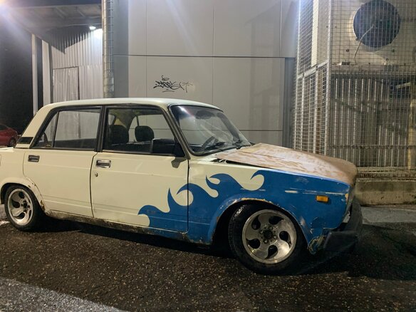 1997 Lada (ВАЗ) 2105, белый, 120000 рублей - вид 5