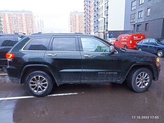 2013 Jeep Grand Cherokee IV (WK2) Рестайлинг, чёрный, 2100000 рублей, вид 1