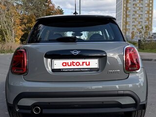 2021 Mini Hatch Cooper III (F55/F56) Рестайлинг 2, серый, 2500000 рублей, вид 4