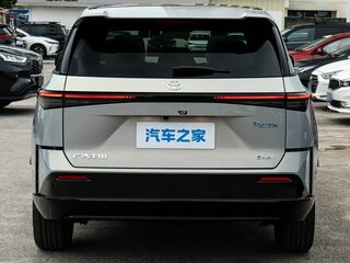 2026 Toyota bZ3X 58.3 kWh, белый, 4500000 рублей, вид 4