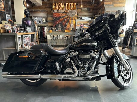 2016 Harley-Davidson Street Glide Special, чёрный, 1870000 рублей, вид 3