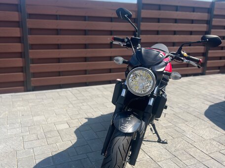 2016 Suzuki SV 650, красный, 558000 рублей, вид 3
