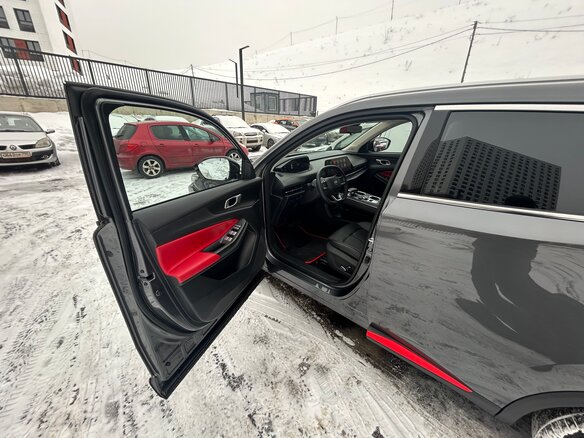 2024 Changan CS55 Plus II, серый, 2500000 рублей - вид 11