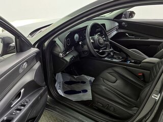 2022 Hyundai Avante VII, чёрный, 1690000 рублей, вид 5