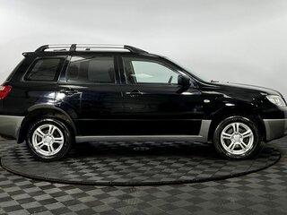 2006 Mitsubishi Outlander I, чёрный, 575000 рублей, вид 5