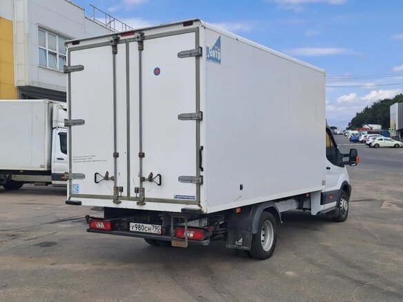 2021 Ford Transit, белый, 3100000 рублей - вид 2