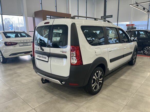 2026 Lada (ВАЗ) Largus I Рестайлинг, серый - вид 2