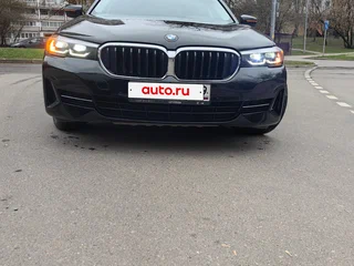 2020 BMW 5 серии 520d xDrive VII (G30/G31/G38) Рестайлинг, чёрный, 3900000 рублей, вид 3