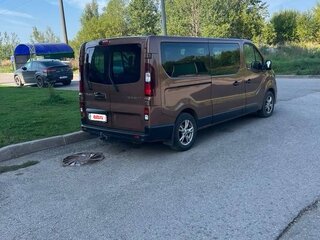 2020 Renault Trafic III, коричневый, 3200000 рублей, вид 3