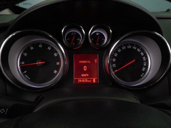 2012 Opel Astra GTC J Рестайлинг, белый - вид 10