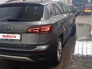2022 Volkswagen Taos I, серый, 2750000 рублей, вид 4