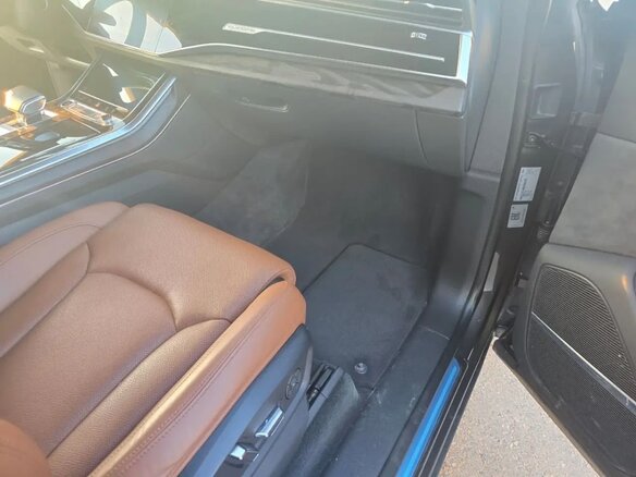 2021 Audi Q8 45 TDI I (4M), серый - вид 10