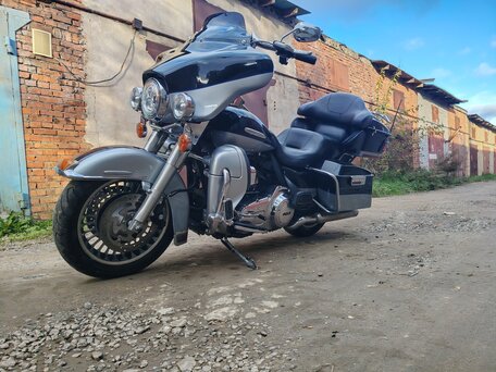 2013 Harley-Davidson Electra Glide, чёрный, 950000 рублей, вид 1