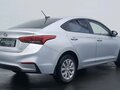 2018 Hyundai Solaris II, серебристый, 1200000 рублей - вид 4