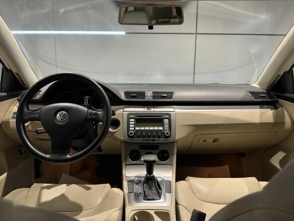 2008 Volkswagen Passat B6, белый, 520000 рублей - вид 9
