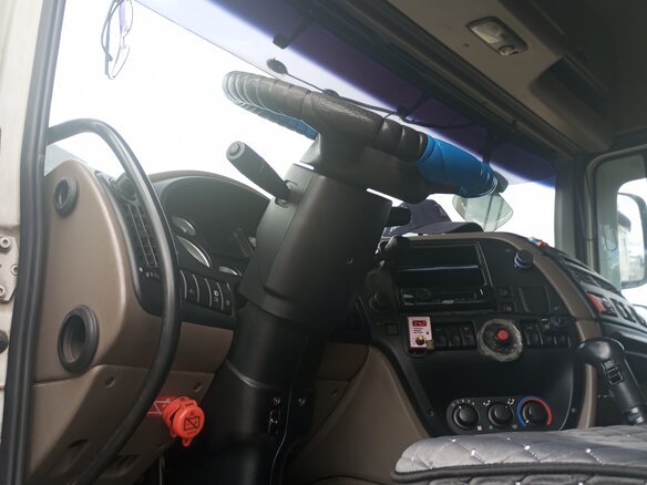 2012 DAF XF 105, белый, 2000000 рублей - вид 5