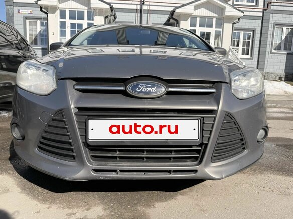 2012 Ford Focus III, серый, 650000 рублей - вид 3