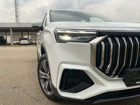 2025 Geely Okavango I Рестайлинг, белый - вид 8