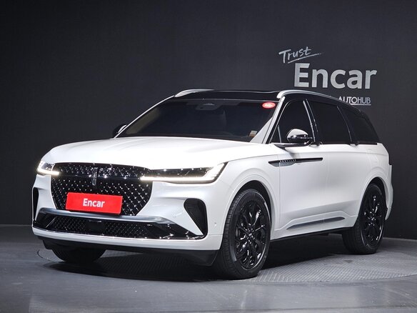 2024 Lincoln Nautilus II, белый, 5995700 рублей