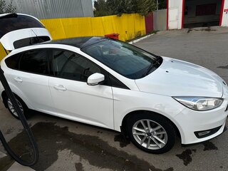 2018 Ford Focus III Рестайлинг, белый, 1400000 рублей, вид 3