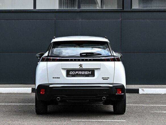 2021 Peugeot 2008 II, белый, 1829000 рублей - вид 3