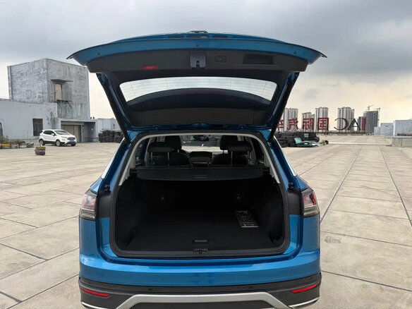 2023 Volkswagen Tayron I Рестайлинг, синий - вид 21
