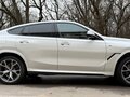 2021 BMW X6 40d III (G06), белый, 6200000 рублей - вид 11