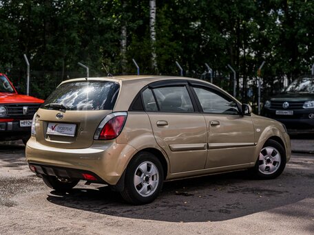 2010 Kia Rio II Рестайлинг, бежевый, 499000 рублей, вид 2