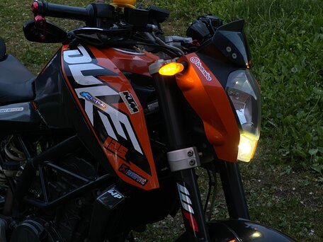 2011 KTM 125 Duke, оранжевый, 265000 рублей, вид 2